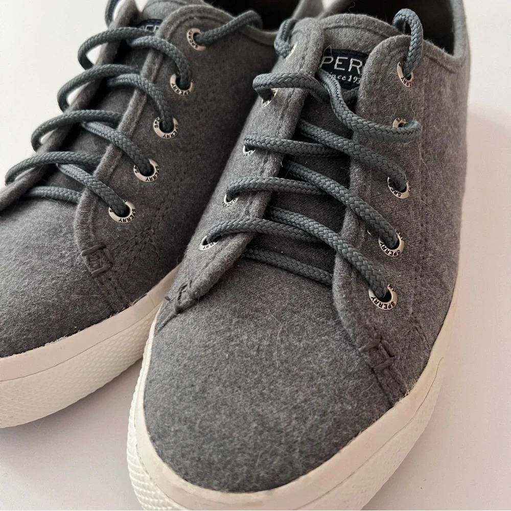 Sperry speedy top
